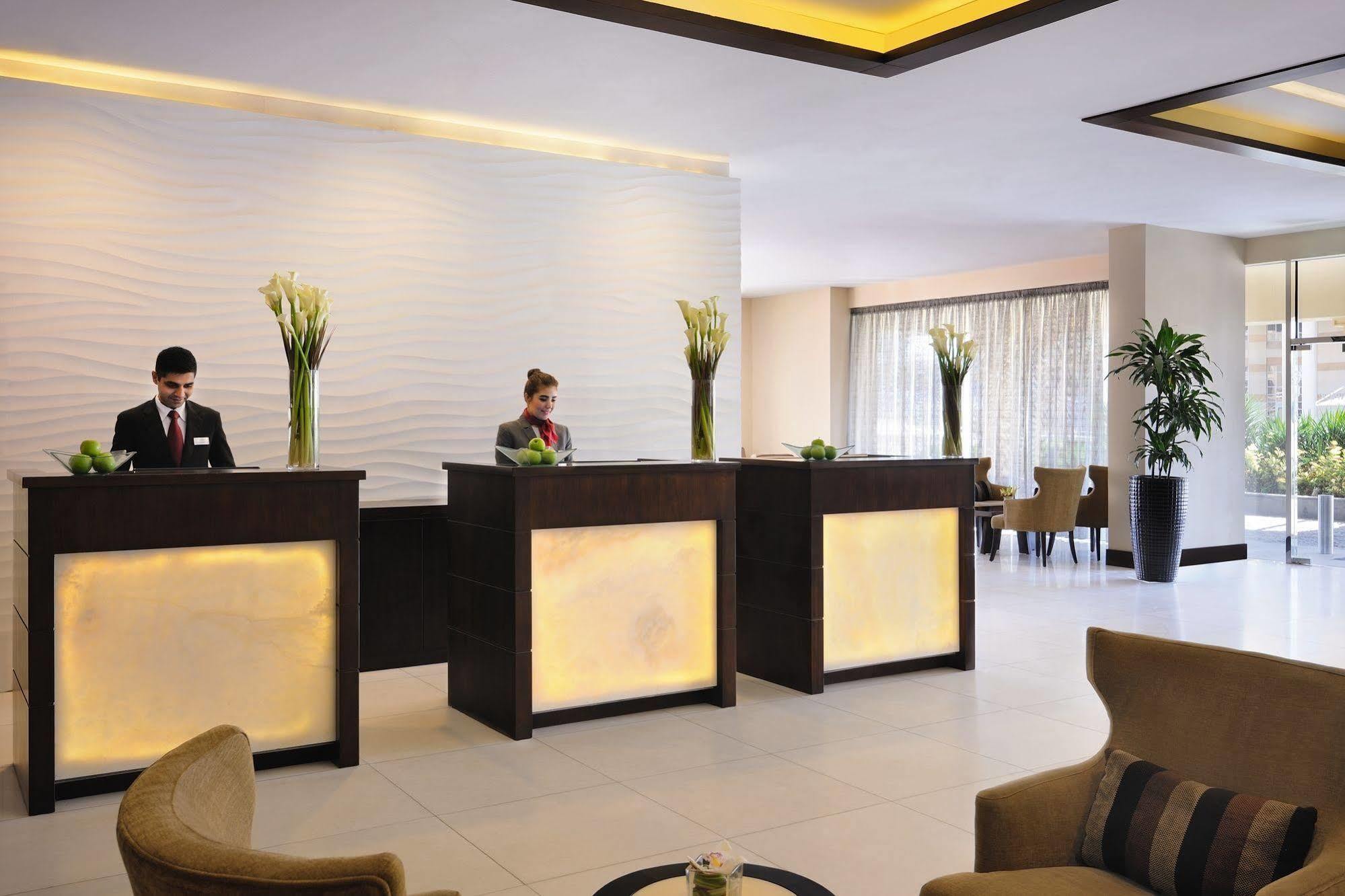Moevenpick Al Mamzar 5*